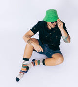 Taza + Calcetines "Ser el guapo de la familia no es fácil"