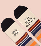 Taza + Calcetines "Ser el guapo de la familia no es fácil"