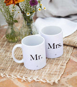 Taza personalizada "Mrs" con personajes