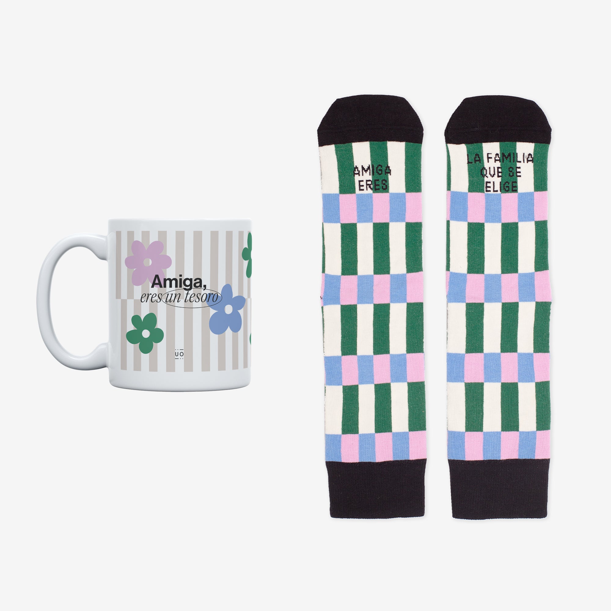 Kit Taza + Calcetines "Amiga, eres la familia que se elige"