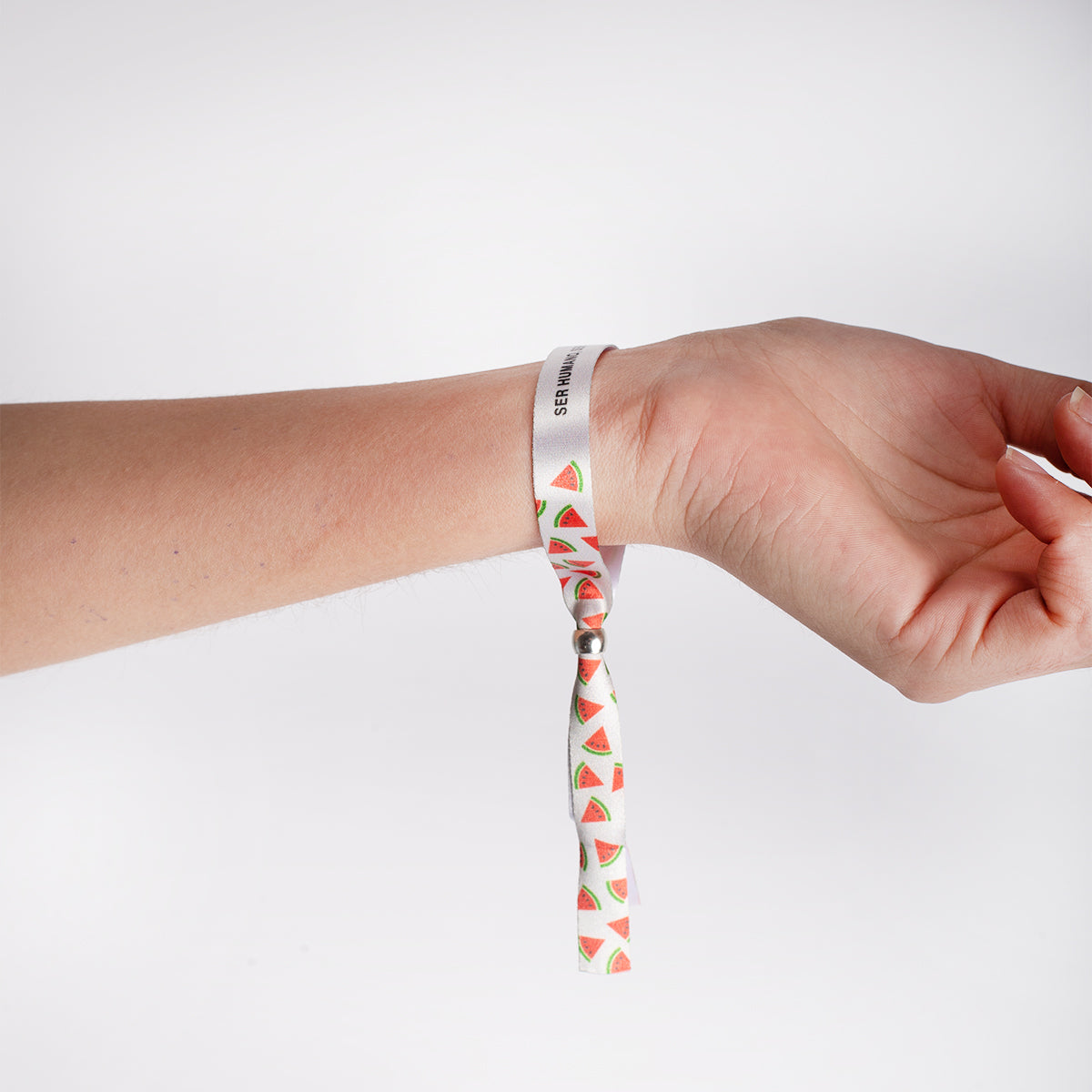 Pulsera de tela "Ser humano, ser solidario"