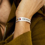 Pulsera de tela "In my glow era"