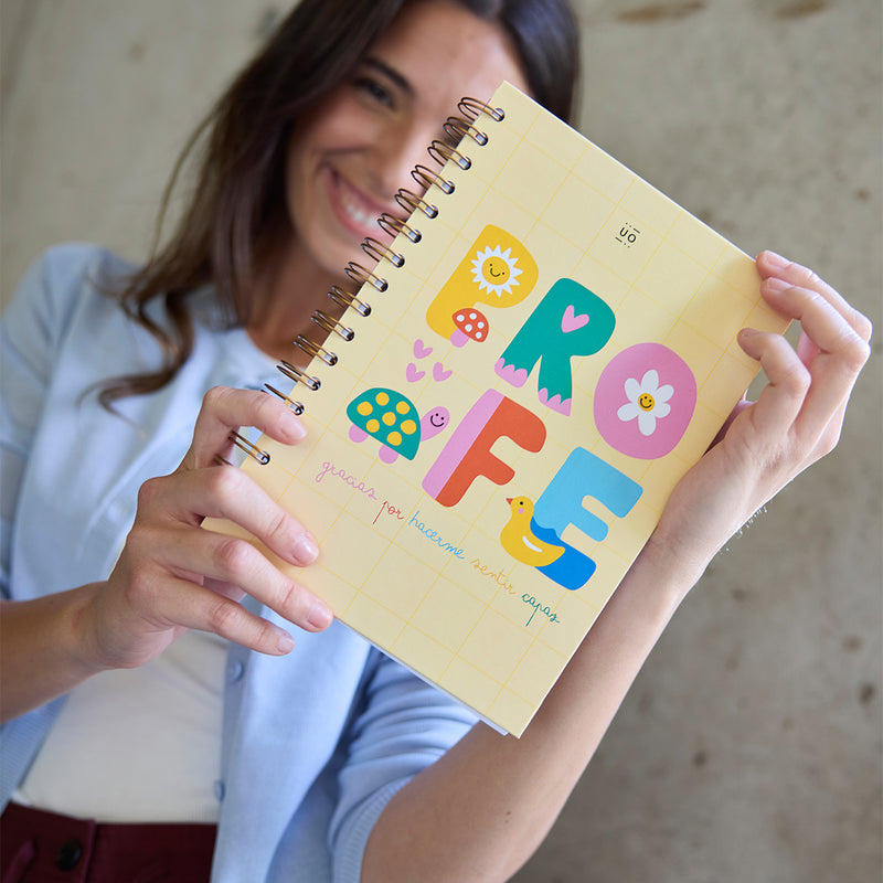 Libreta "Profe gracias por hacerme sentir capaz"