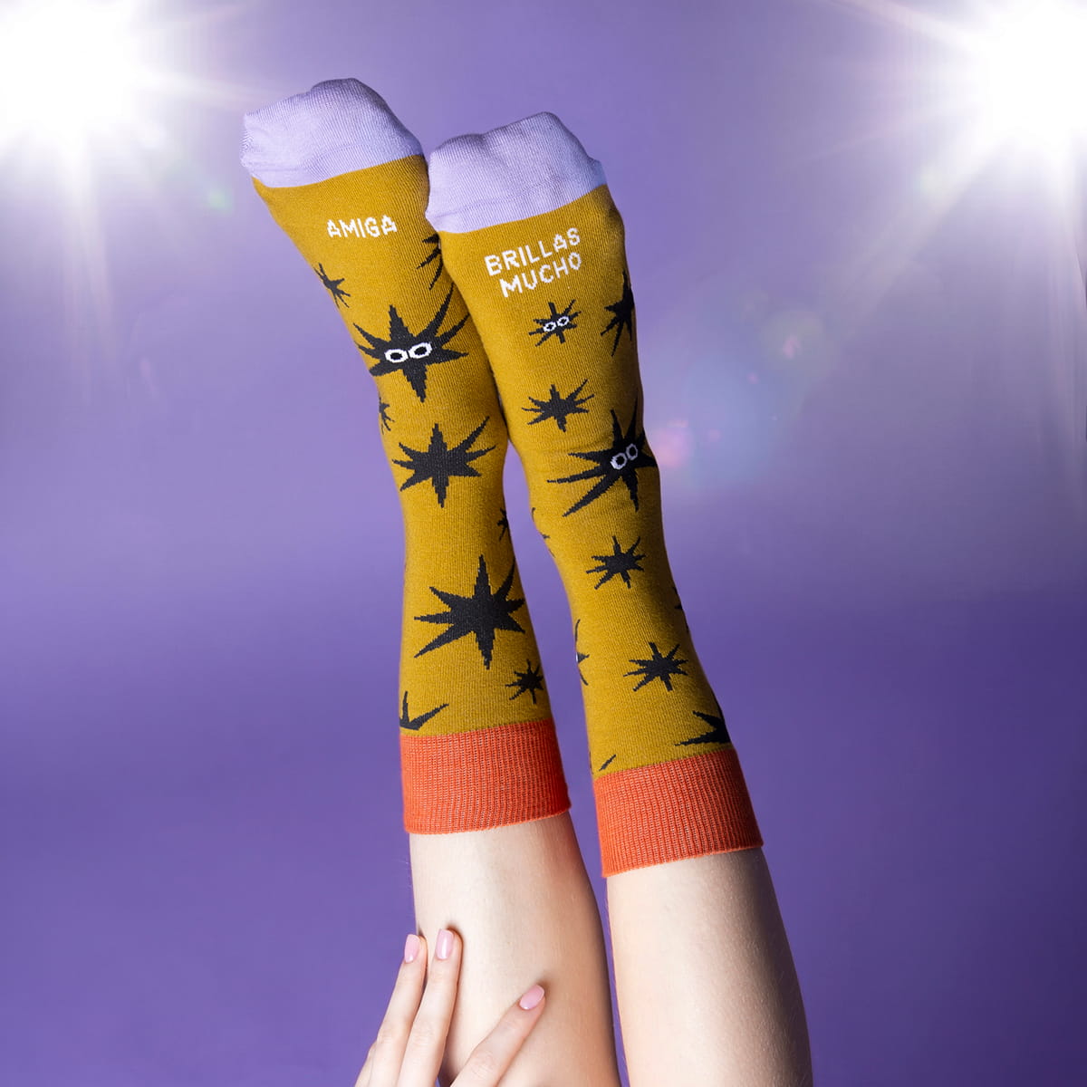 Calcetines "Amiga, brillas mucho"