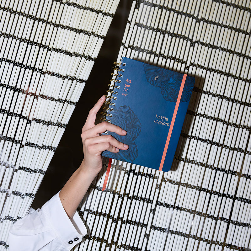 Agenda Anual "Kyoto" Día Página 2027