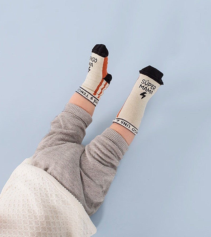 Mini Calcetines "Tengo una súpermamá" RAYAS