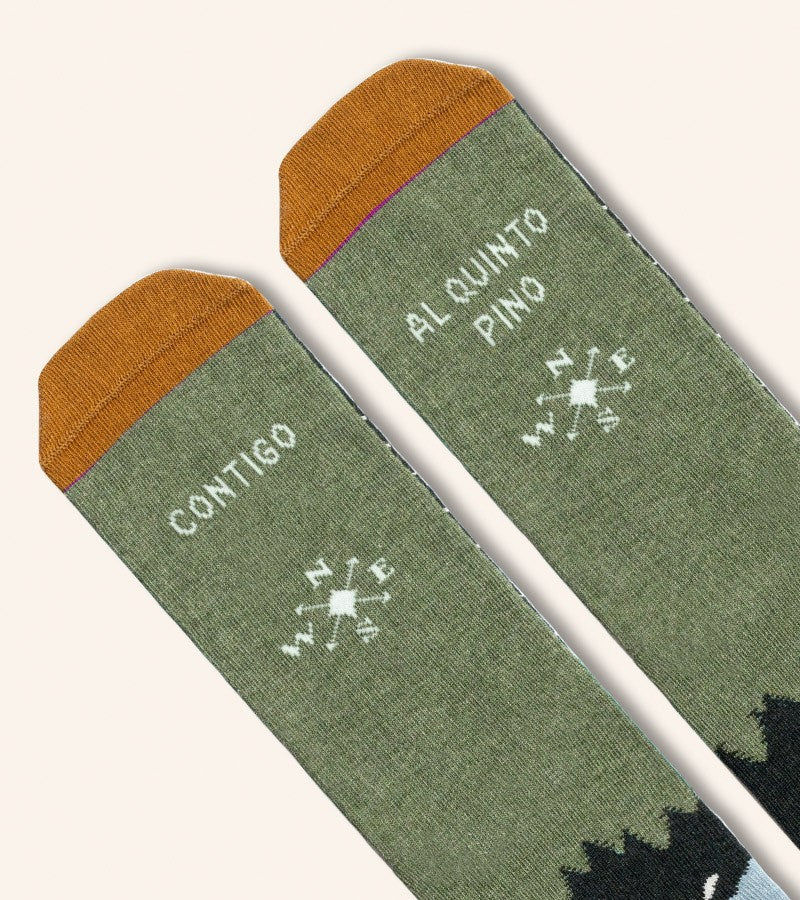 Calcetines "Contigo al quinto pino" Brújula