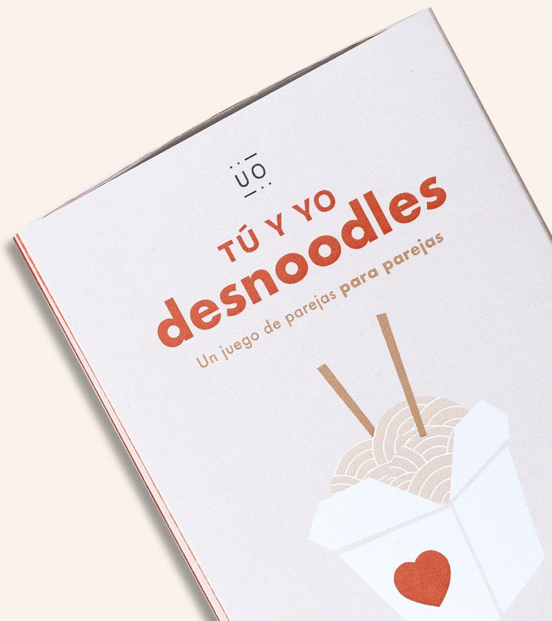 Juego de cartas  para parejas "Desnoodles"