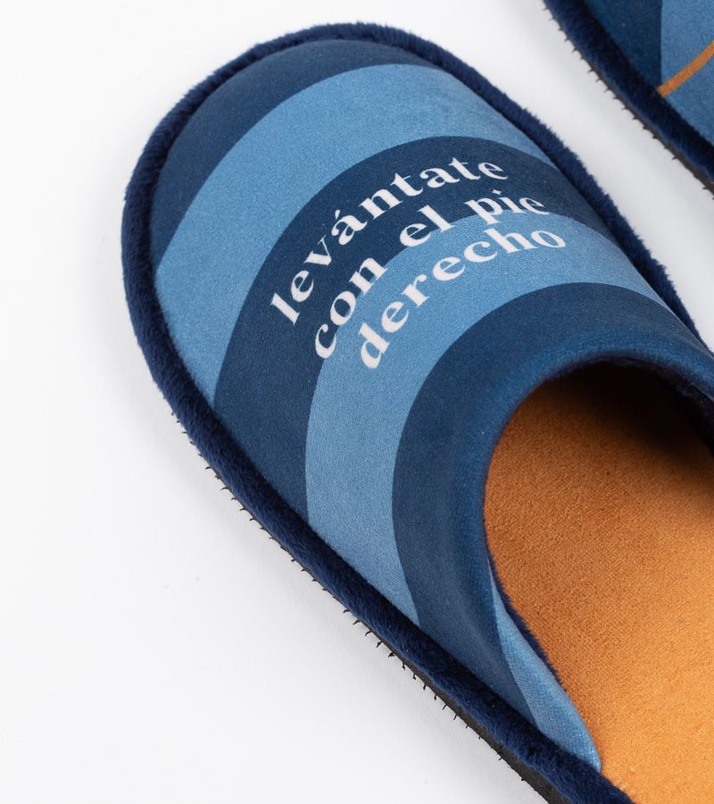 Zapatillas "Levántate con el pie derecho"