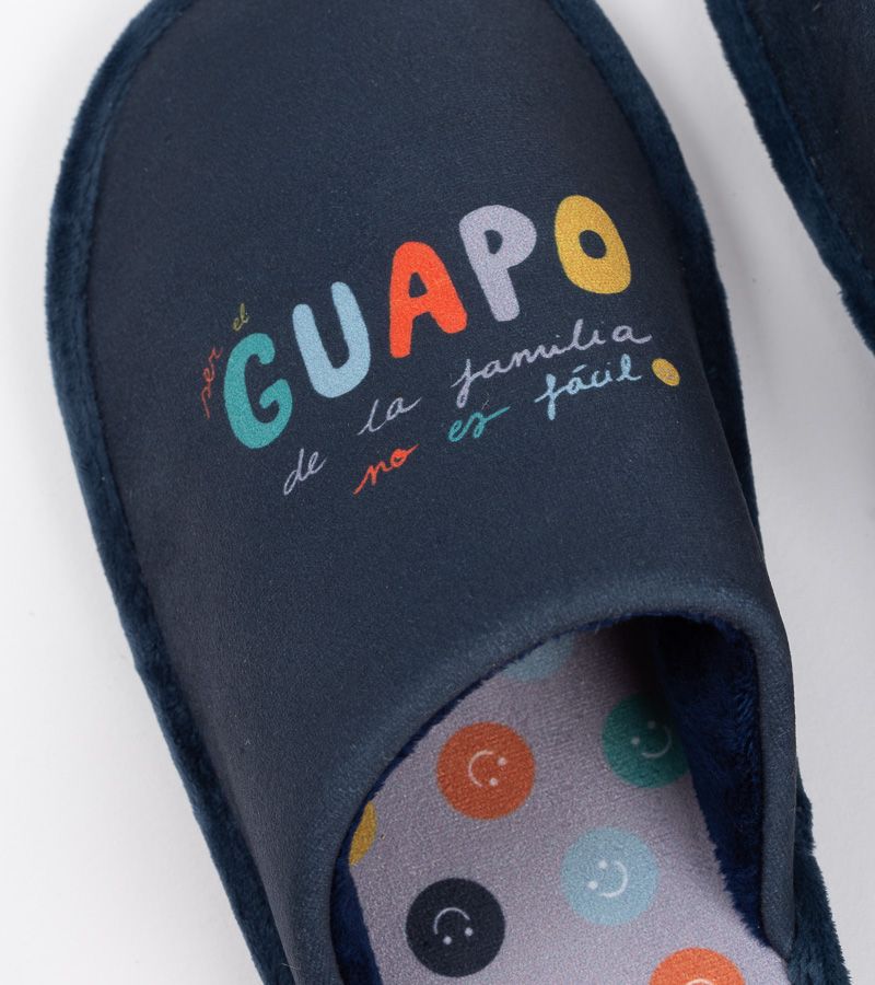 Zapatillas "El guapo de la familia"